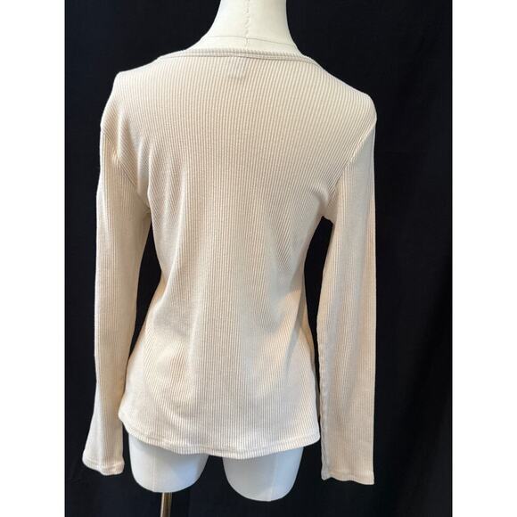 Old Navy Womens Ribbed Long Sleeve Top - Picture 3 of 4